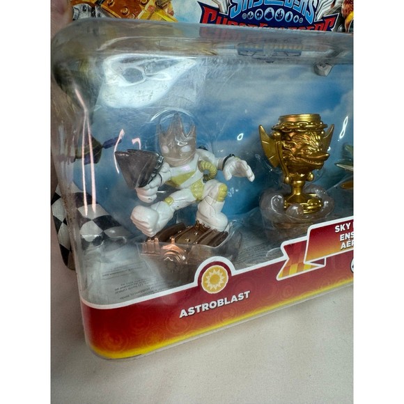Skylanders Superchargers Racing Sky Pack w/ Astroblast - Picture 3 of 6